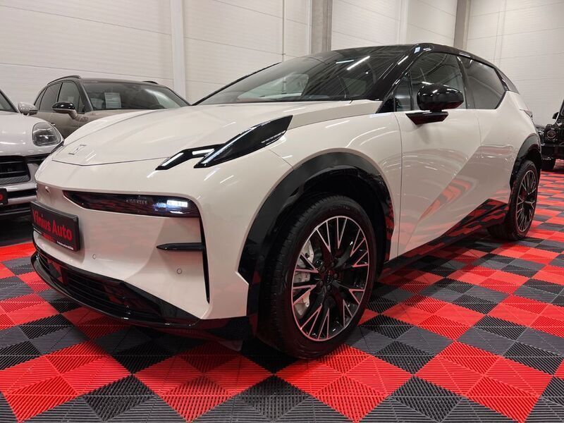 Weiß Gebraucht 2023 Zeekr X SUV | 48.400 € - Bild 1/4