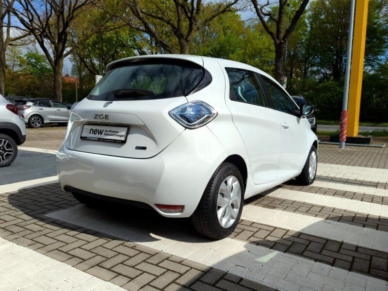 Gebraucht Renault Zoe Life 67 kW (92 PS) 2019 Weiß Kleinwagen