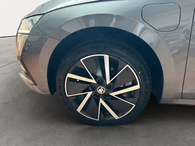 Gebraucht Skoda Octavia Clever 150 PS (110 kW) 2022 Graphitegrau metallic Kombi