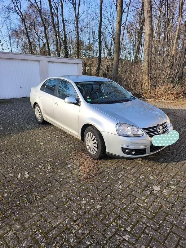 Gebraucht VW Jetta United 122 PS (89 kW) 2009 Silber Limousine