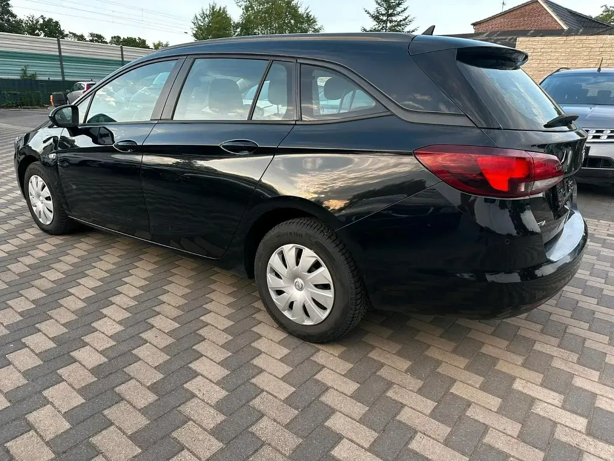 Gebraucht Opel Astra 2017 Schwarz Kombi