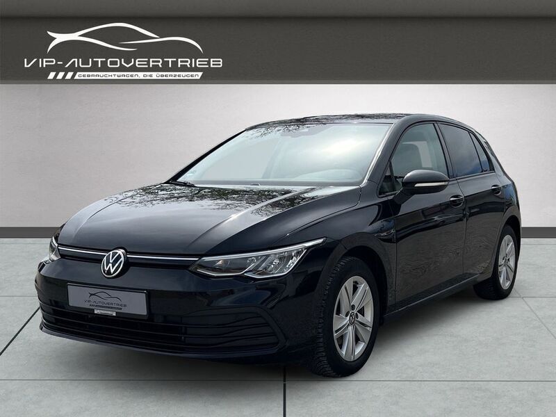 Schwarz Gebraucht 2020 VW Golf VIII Life Limousine | 18.400 € (Guter Preis) - Bild 1/4