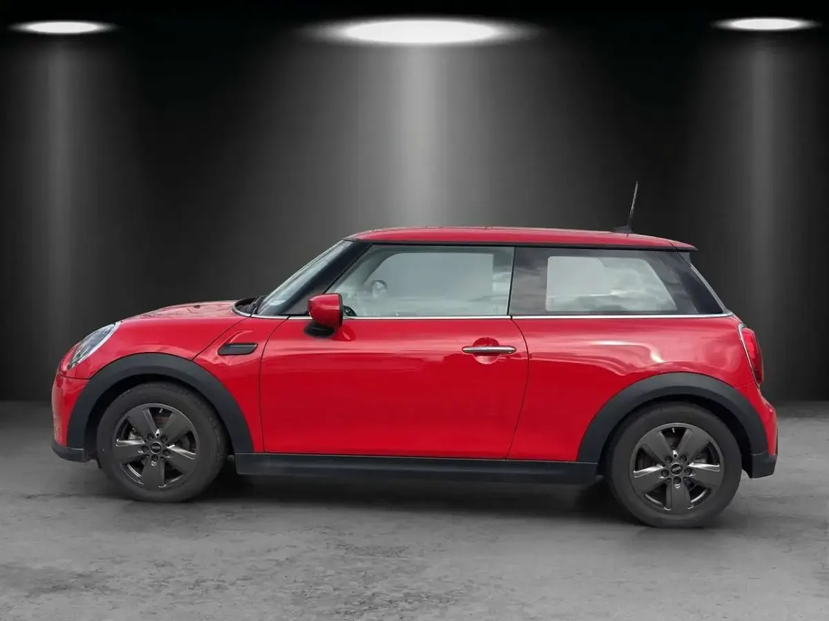 Gebraucht Mini Cooper Classic 136 PS (100 kW) 2021 Rot Kleinwagen