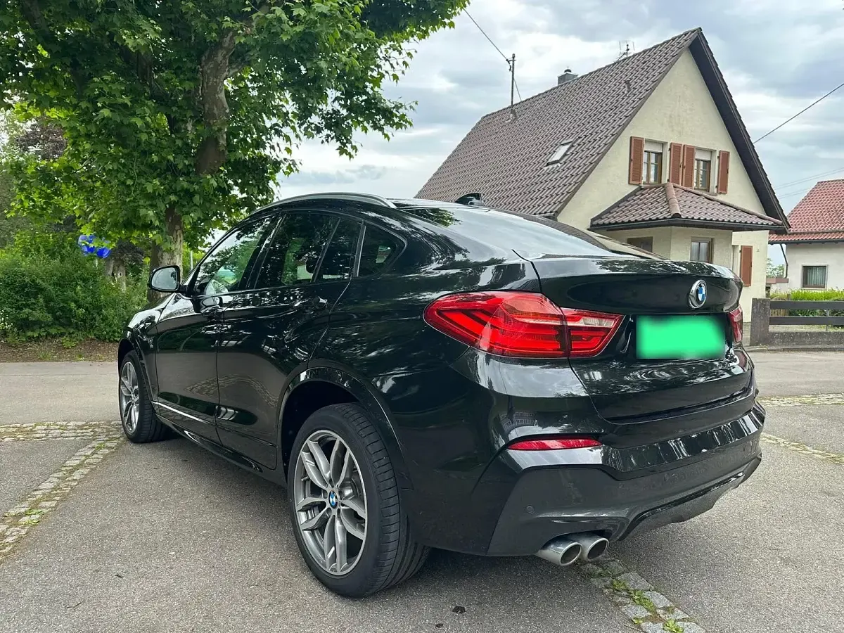 Gebraucht BMW X4 Performance 258 PS (189 kW) 2016 Schwarz SUV