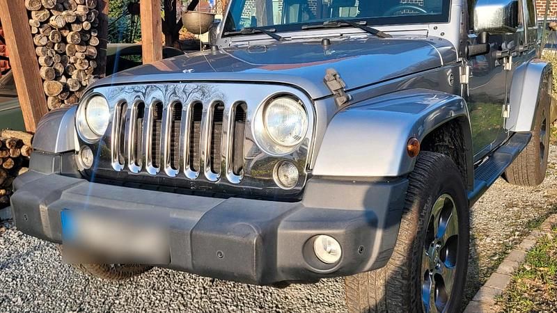 Gebraucht Jeep Wrangler Sahara 200 PS (147 kW) 2017 Silber SUV