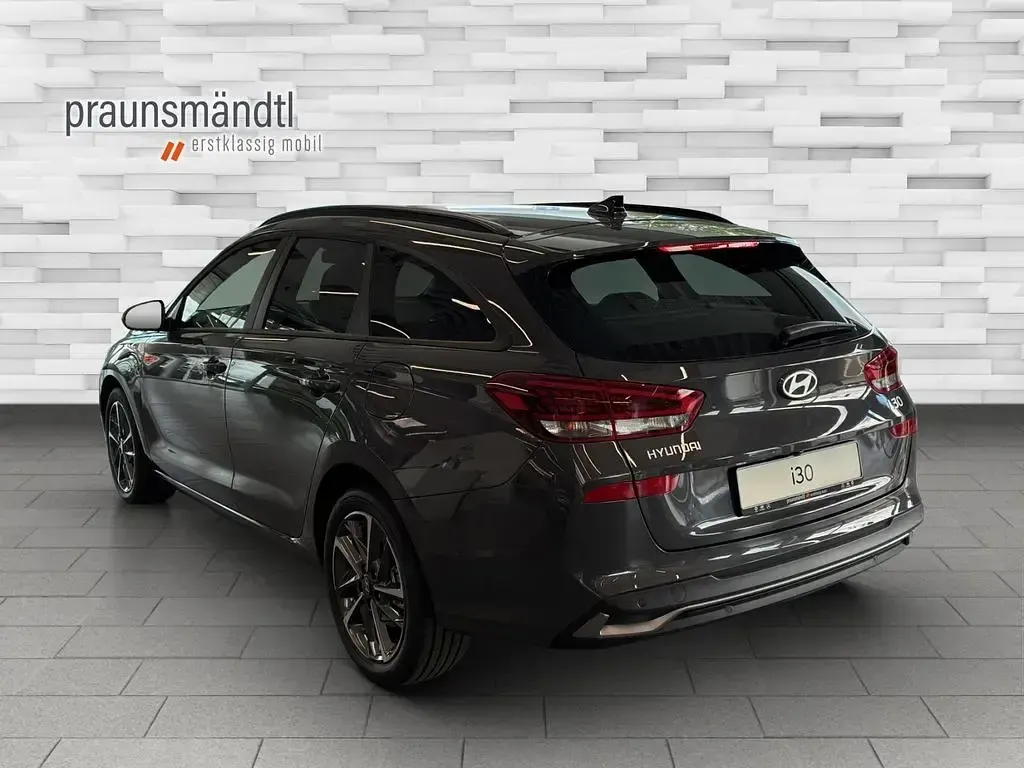 Neu Hyundai i30 Trend 150 PS (110 kW) 2026 Grau Limousine