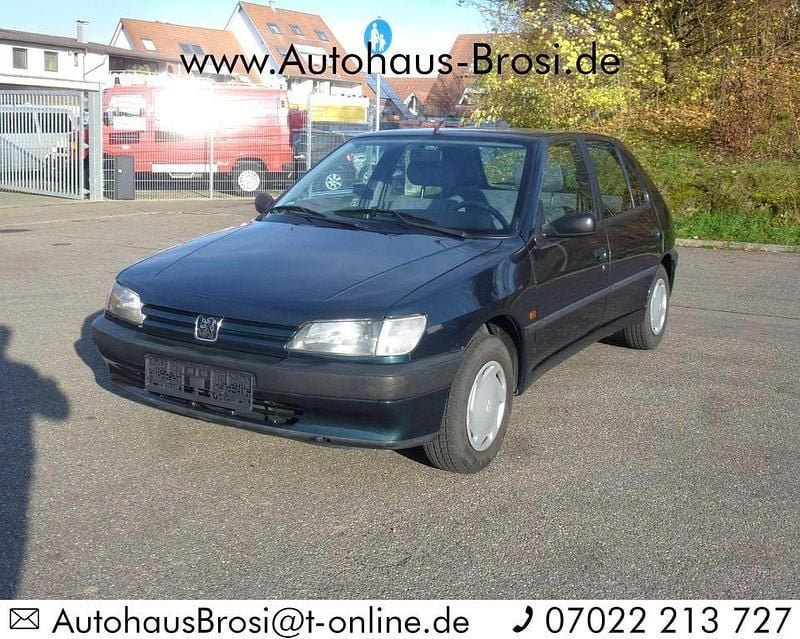 Grün Gebraucht 1995 Peugeot 306 Limousine | 3.700 € - Bild 1/4