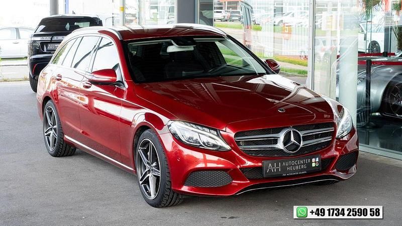 Rot Gebraucht 2018 Mercedes C250 Limousine | 23.490 € (Fairer Preis) - Bild 1/4