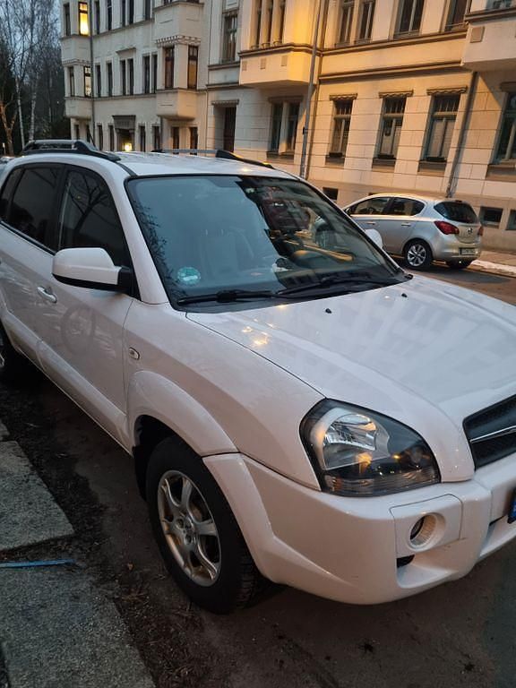 Gebraucht Hyundai Tucson Edition+ 141 PS (103 kW) 2008 Weiß SUV