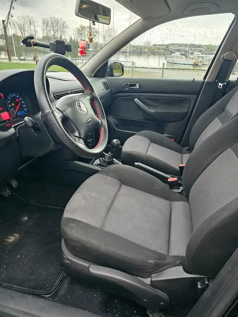 Gebraucht VW Golf IV 75 PS (55 kW) 2002 Schwarz Limousine