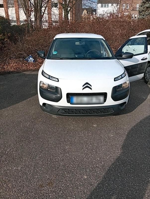 Second-hand Citroën C4 Cactus 82 CP (60 kW) 2015 Alb Hatchback