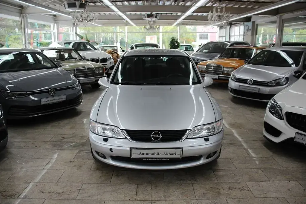 Gebraucht Opel Vectra Elegance 125 PS (91 kW) 2002 Grau Limousine