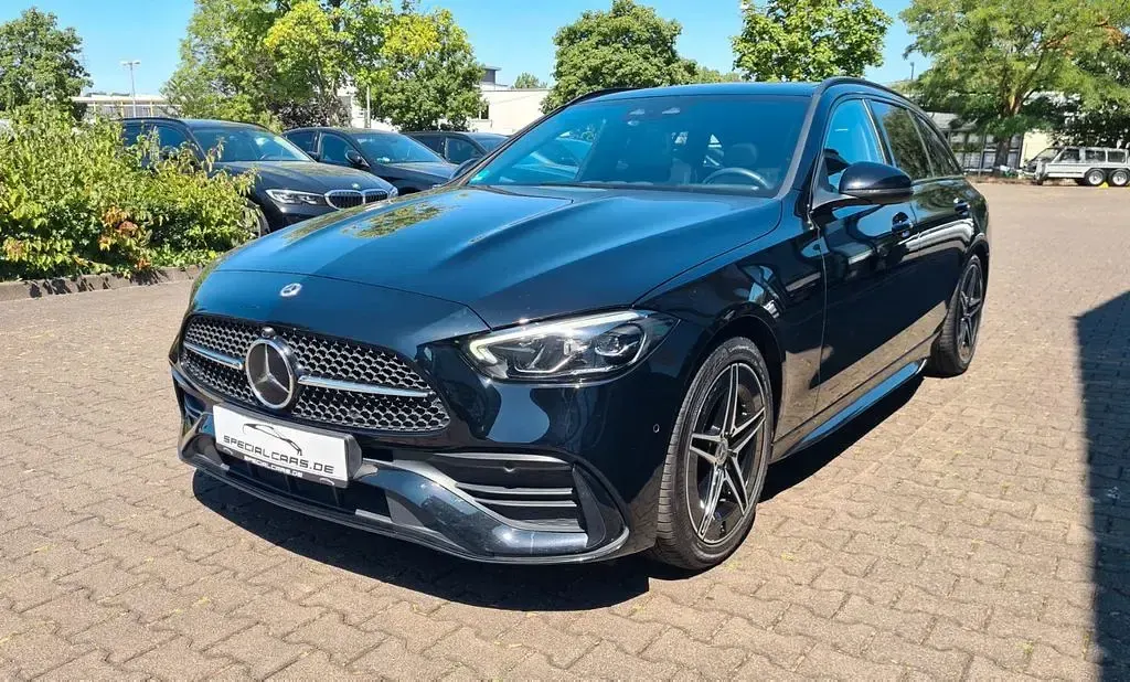 Gebraucht Mercedes C220 AMG 197 PS (144 kW) 2023 Schwarz Limousine
