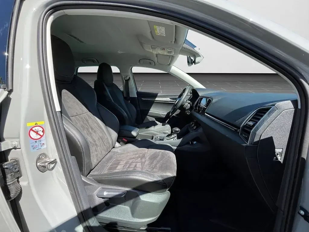 Gebraucht Skoda Karoq Tour 150 PS (110 kW) 2025 Stahlgrau SUV