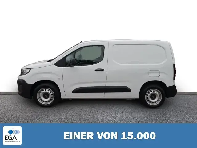 Neu Opel Combo 131 PS (96 kW) 2026 Weiß Van / Kleinbus