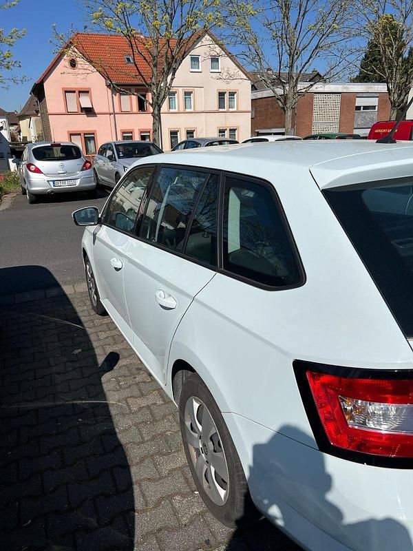 Gebraucht Skoda Fabia 90 PS (66 kW) 2016 Weiß Kombi