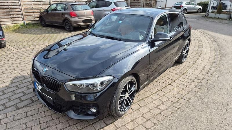 Gebraucht BMW 125 M Sport 224 PS (164 kW) 2017 Schwarz Kleinwagen