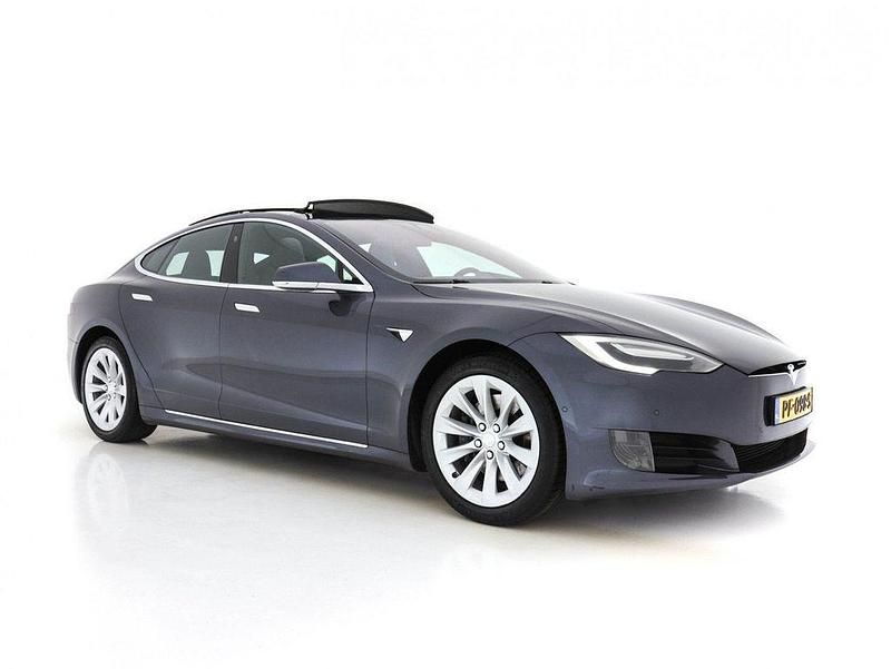 Grau Gebraucht 2017 Tesla Model S Kleinwagen | 24.245 € (Fairer Preis) - Bild 1/4