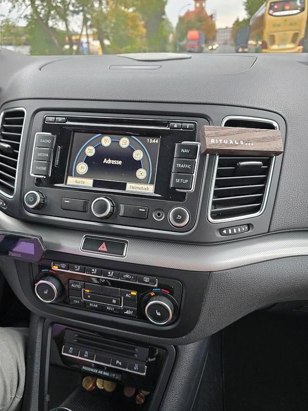 Gebraucht VW Sharan 140 PS (102 kW) 2010 Blau Van / Kleinbus