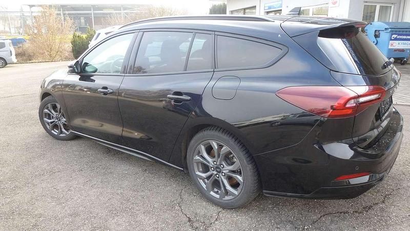 Gebraucht Ford Focus ST-Line 155 PS (114 kW) 2024 Obsidianschwarz metallic Kombi
