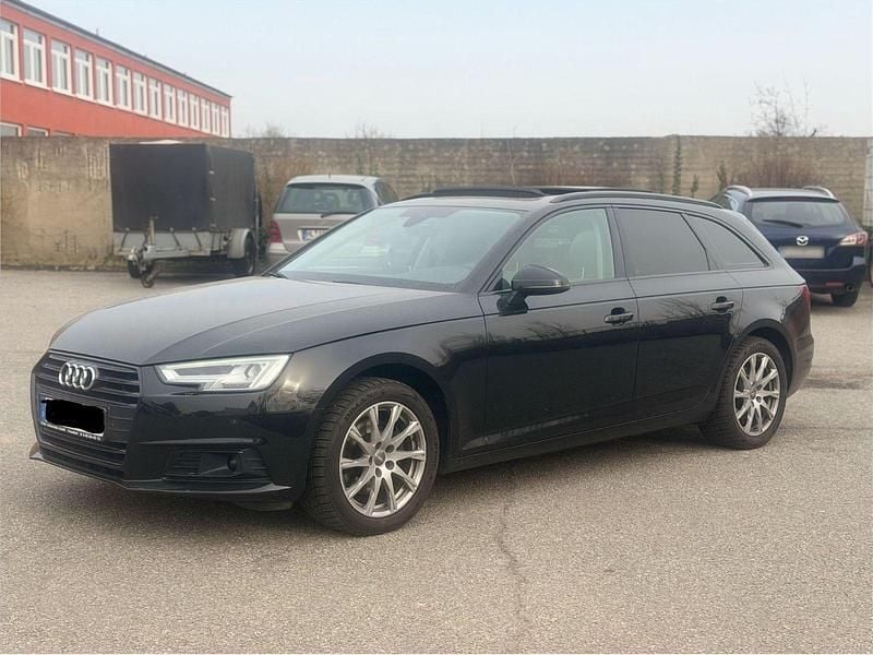 Gebraucht Audi A4 Sport 150 PS (110 kW) 2018 Schwarz Kombi