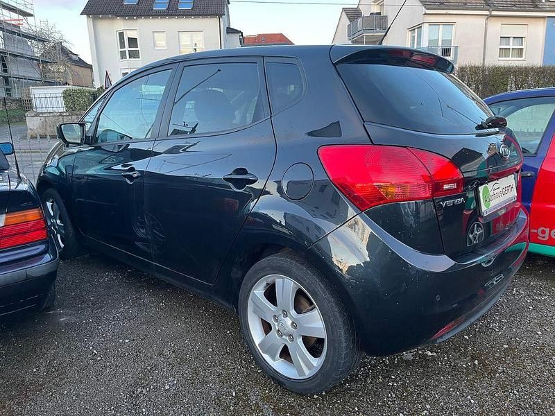 Gebraucht Kia Venga 125 PS (91 kW) 2010 Schwarz Kleinwagen