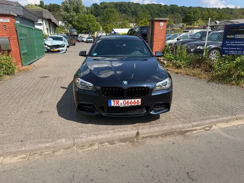 Gebraucht BMW 535 M Sport 313 PS (230 kW) 2014 Schwarz Kombi