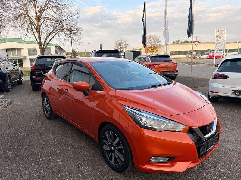 Gebraucht Nissan Micra N-Connecta 90 PS (66 kW) 2017 Orange Kleinwagen