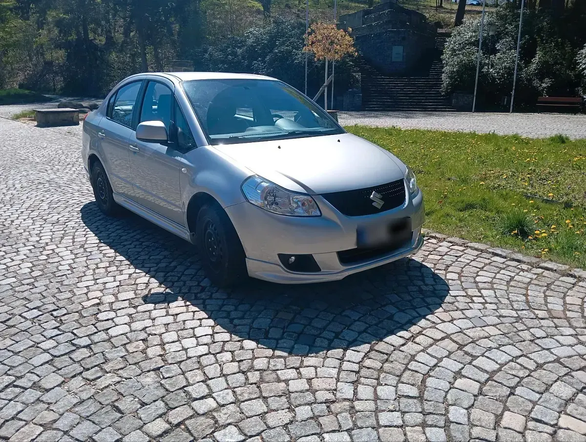 Gebraucht Suzuki SX4 120 PS (88 kW) 2012 Silber Limousine