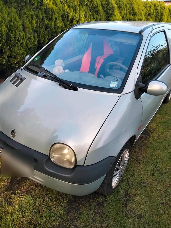Silber Gebraucht 2000 Renault Twingo Kleinwagen | 1.100 € - Bild 1/4