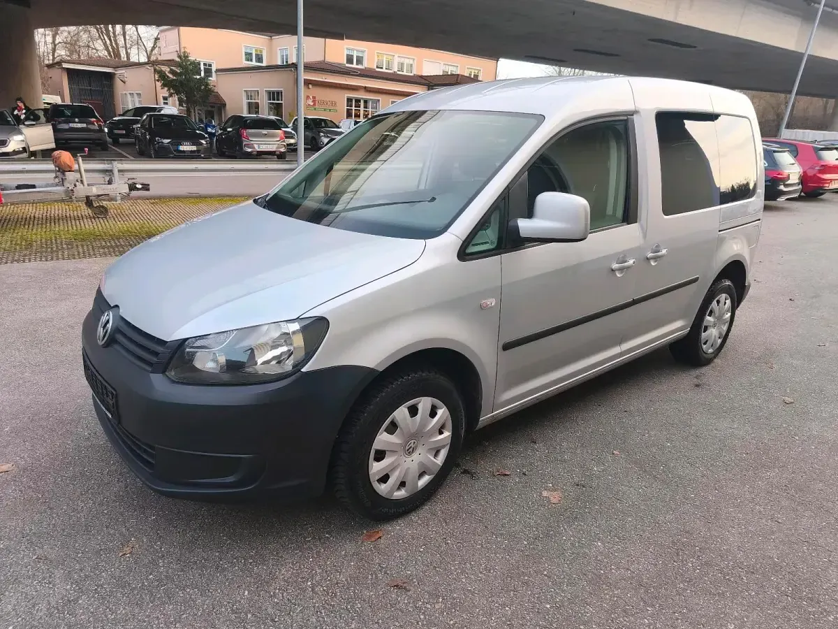 Gebraucht VW Caddy 90 PS (66 kW) 2012 Silber Van / Kleinbus