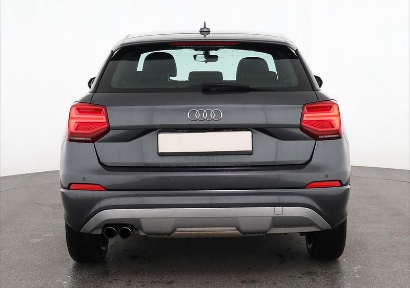Gebraucht Audi Q2 S-Line 150 PS (110 kW) 2017 Grau SUV