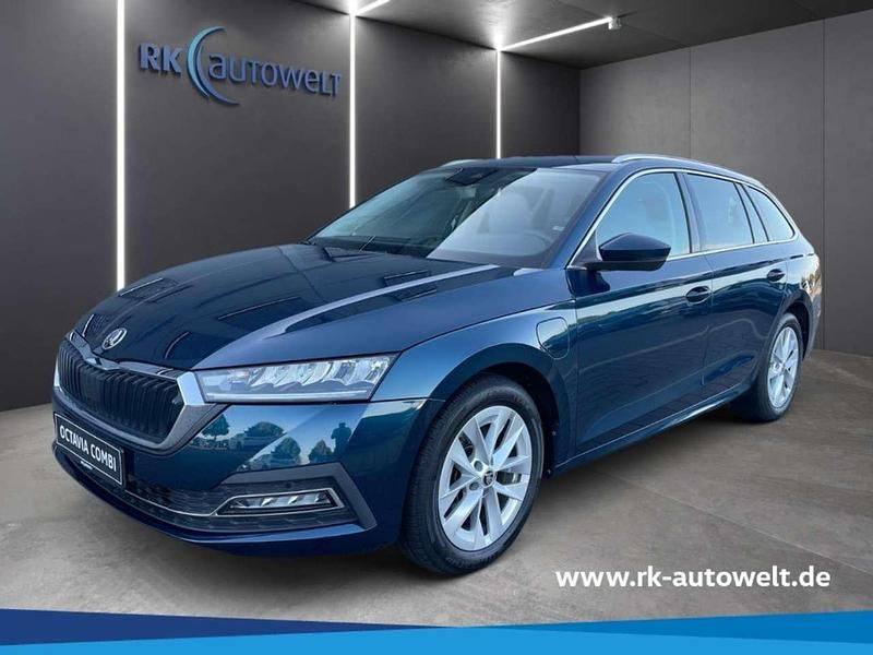 Blau Gebraucht 2022 Skoda Octavia Style Kombi | 26.980 € (Fairer Preis) - Bild 1/4