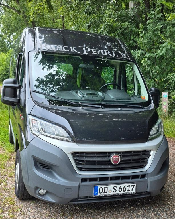 Schwarz Gebraucht 2017 Fiat Ducato Van | 13.900 € (Superpreis) - Bild 1/4