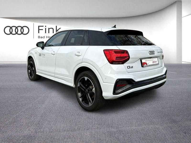 Gebraucht Audi Q2 S-Line 150 PS (110 kW) 2024 Gletscherweiß metallic SUV