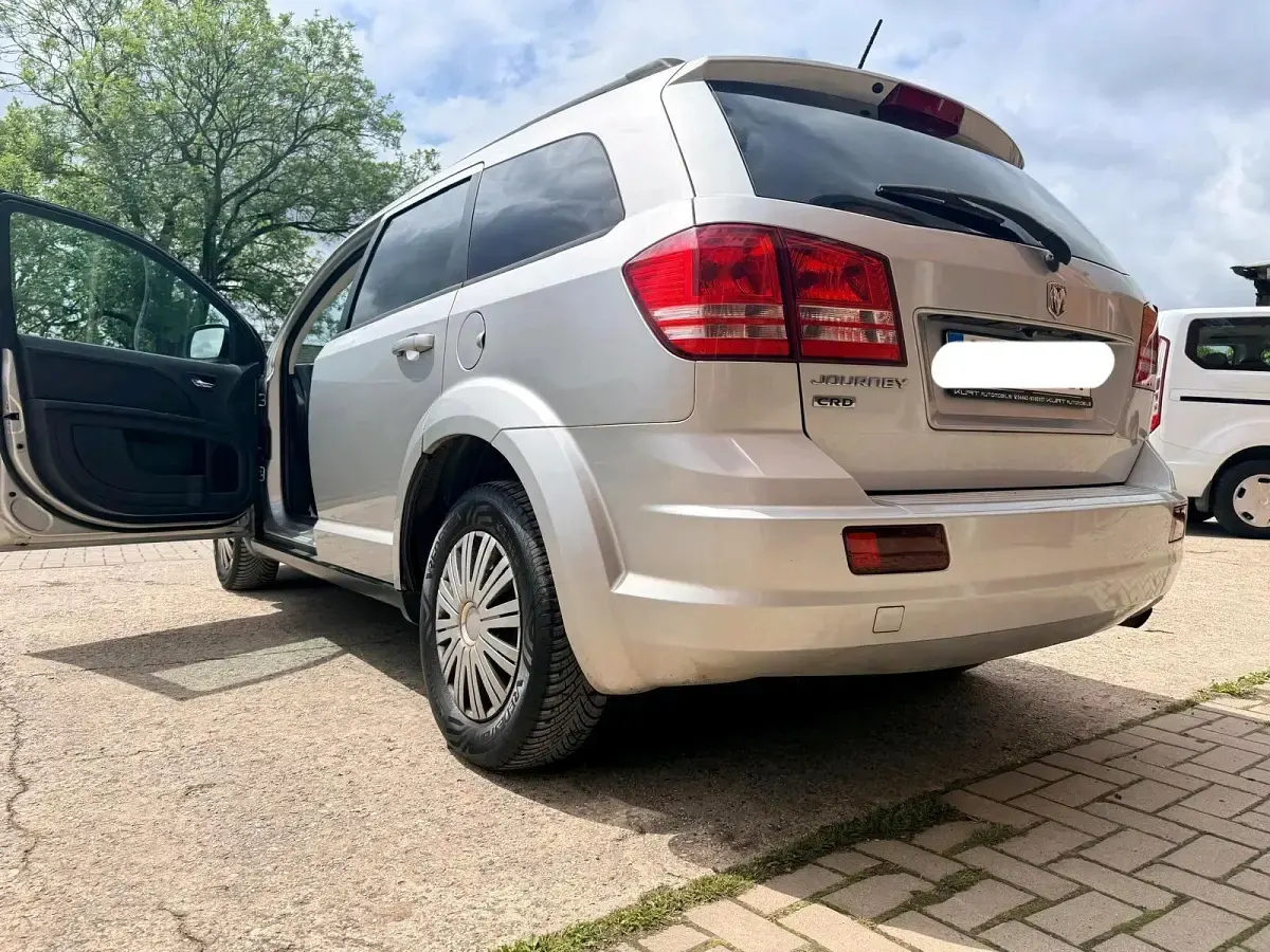 Gebraucht Dodge Journey 140 PS (102 kW) 2008 Silber SUV