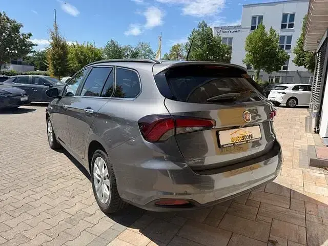 Gebraucht Fiat Tipo Business 120 PS (88 kW) 2020 Colesseo grau Kombi