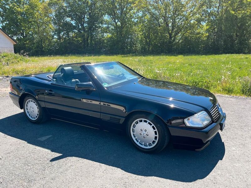 Schwarz Gebraucht 1993 Mercedes SL300 Cabrio | 16.990 € - Bild 1/4