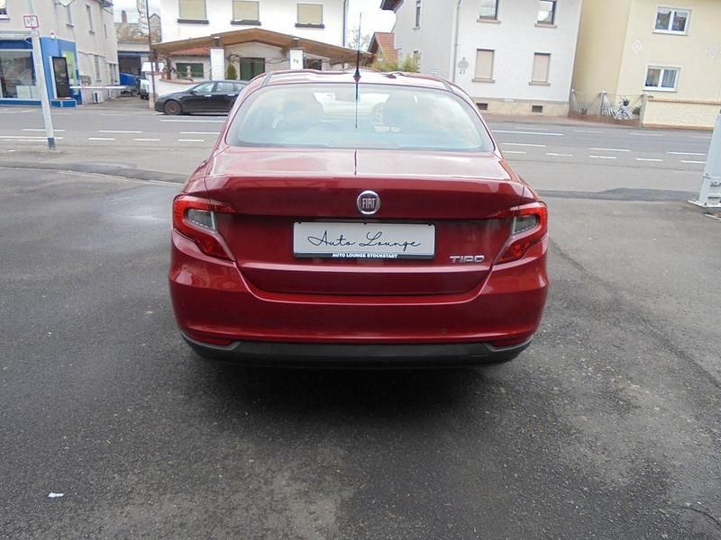Gebraucht Fiat Tipo Pop 95 PS (69 kW) 2016 Colore esterno (new rosso Limousine
