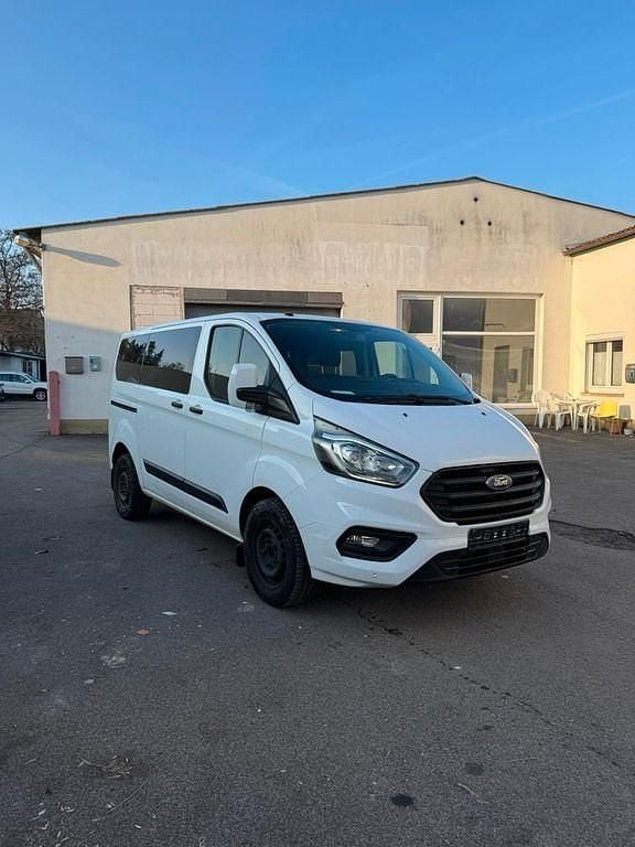 Weiß Gebraucht 2018 Ford Transit Custom Van / Kleinbus | 14.500 € (Guter Preis) - Bild 1/4
