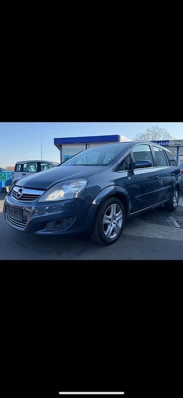 Andere farben Gebraucht 2007 Opel Zafira Van / Kleinbus | 1.650 € (Superpreis) - Bild 1/4