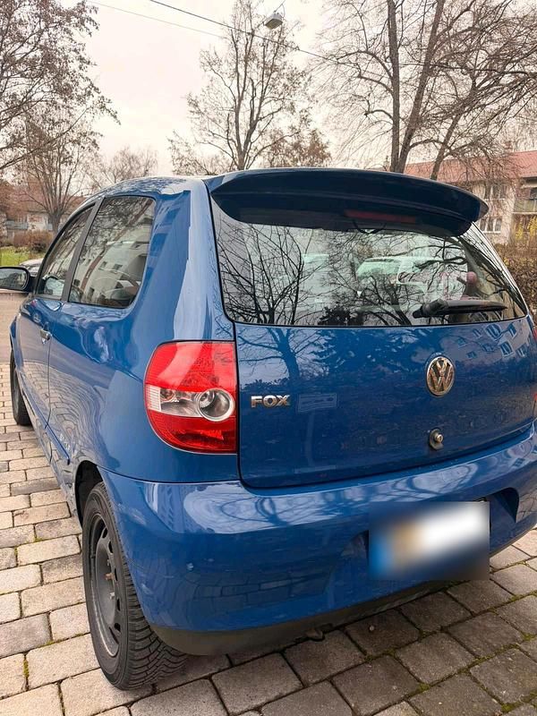 Gebraucht VW Fox 40 PS (29 kW) 2010 Blau Kleinwagen