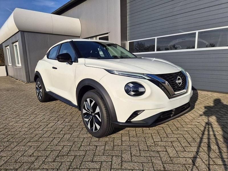 Solid white Neu 2026 Nissan Juke Acenta SUV | 20.340 € (Superpreis) - Bild 1/4