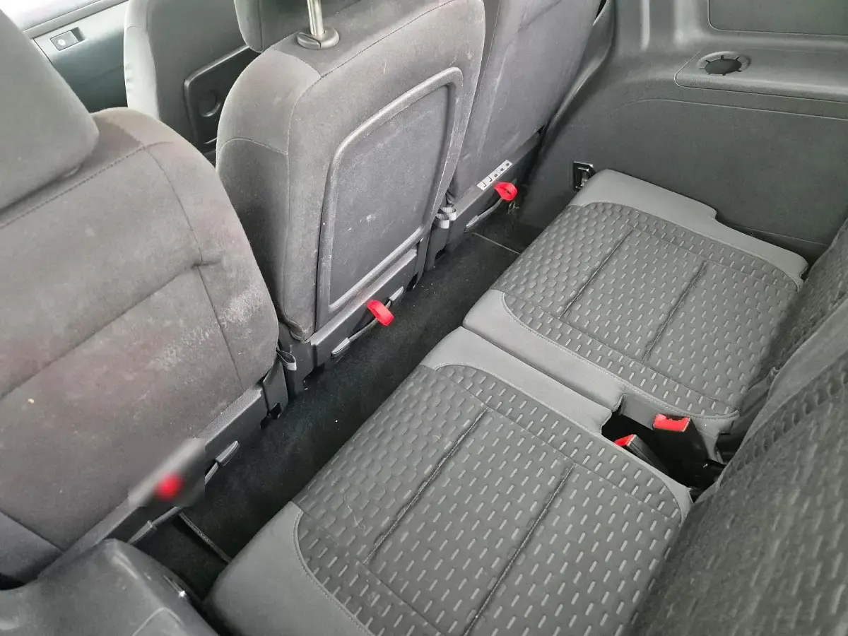 Gebraucht VW Touran 140 PS (102 kW) 2008 Grau Van / Kleinbus