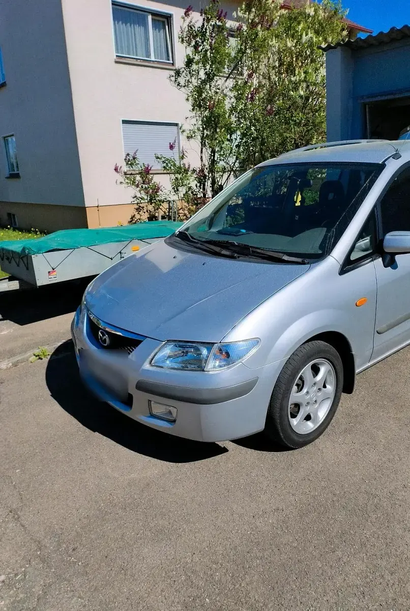 Gebraucht Mazda Premacy 101 PS (74 kW) 2000 Silber Van / Kleinbus