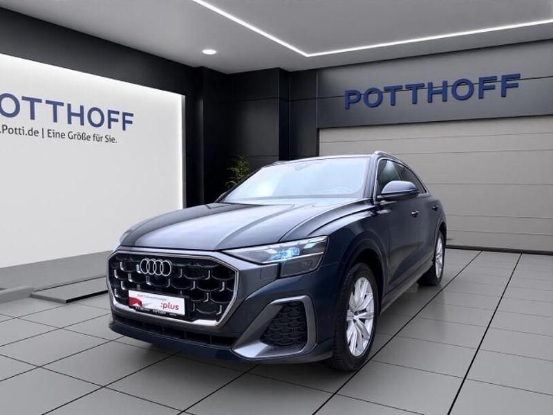 Blau Gebraucht 2025 Audi Q8 S-Line SUV | 70.950 € - Bild 1/4