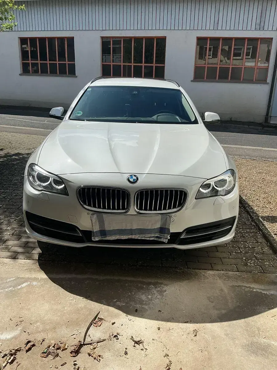Usata BMW 520 Performance 190 CV (139 kW) 2017 Bianco Station wagon