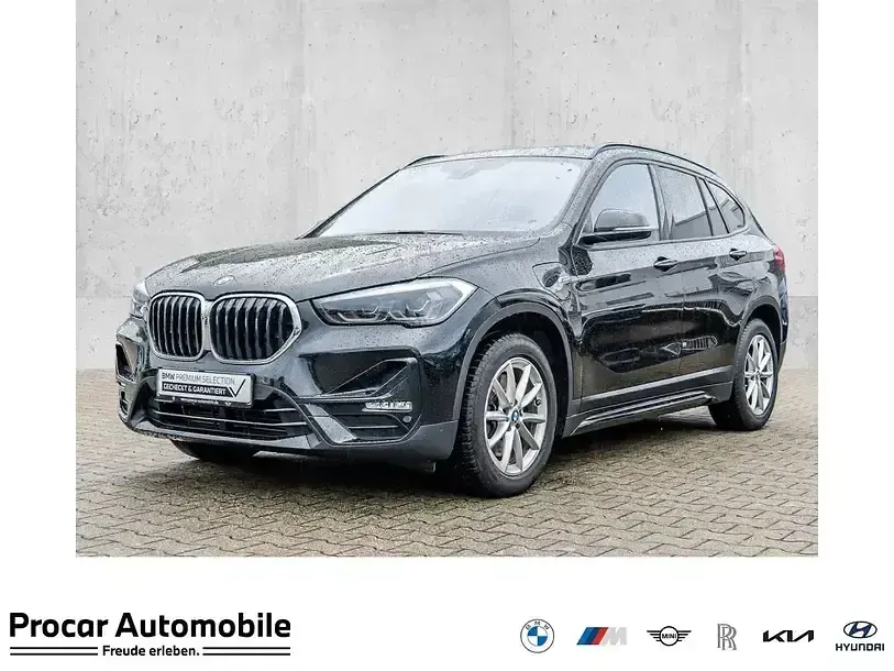 Second-hand BMW X1 Sport Line 220 CP (161 kW) 2022 SUV