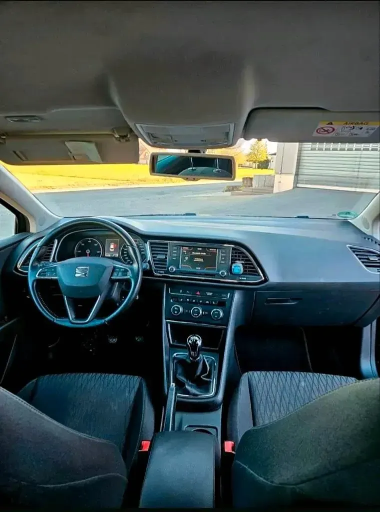 Second-hand Seat Leon ST 122 CP (89 kW) 2015 Albastru Break