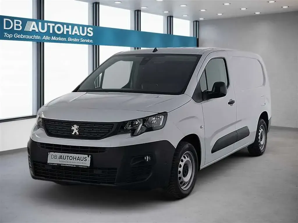 Gebraucht Peugeot Partner Premium 102 PS (75 kW) 2023 Van / Kleinbus